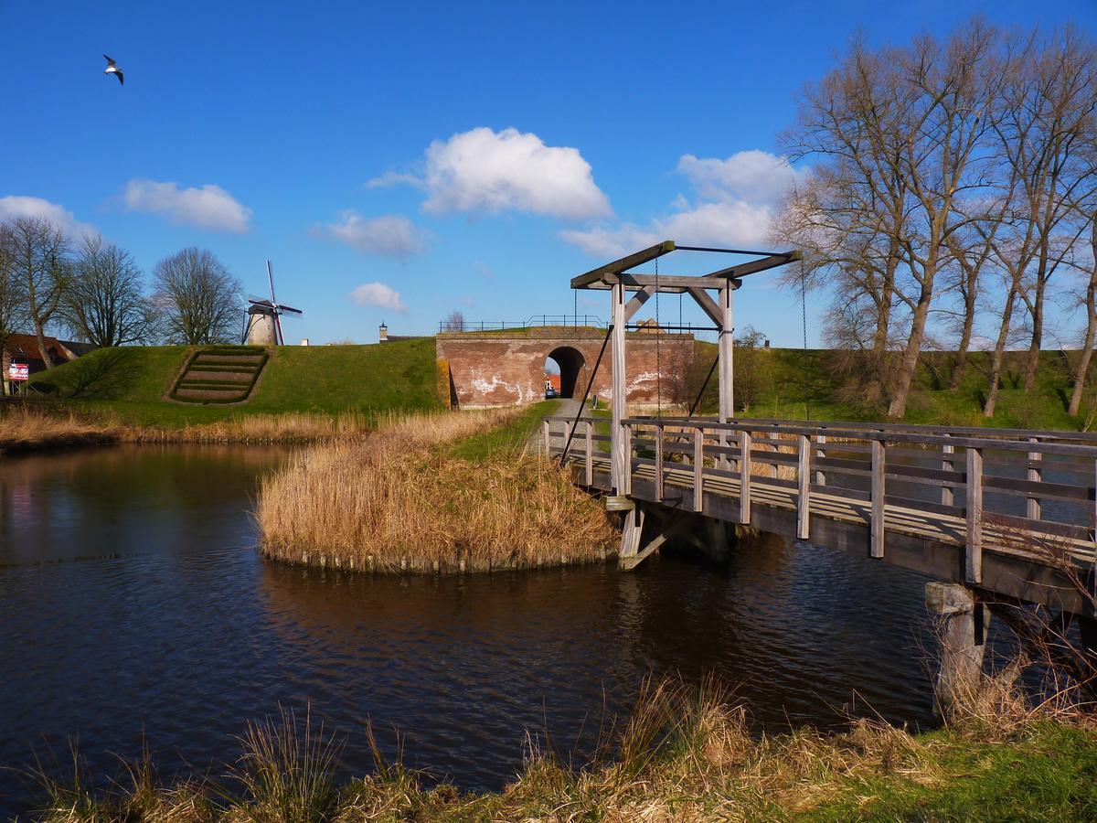 Rivers Hotel Sluis Eksteriør billede